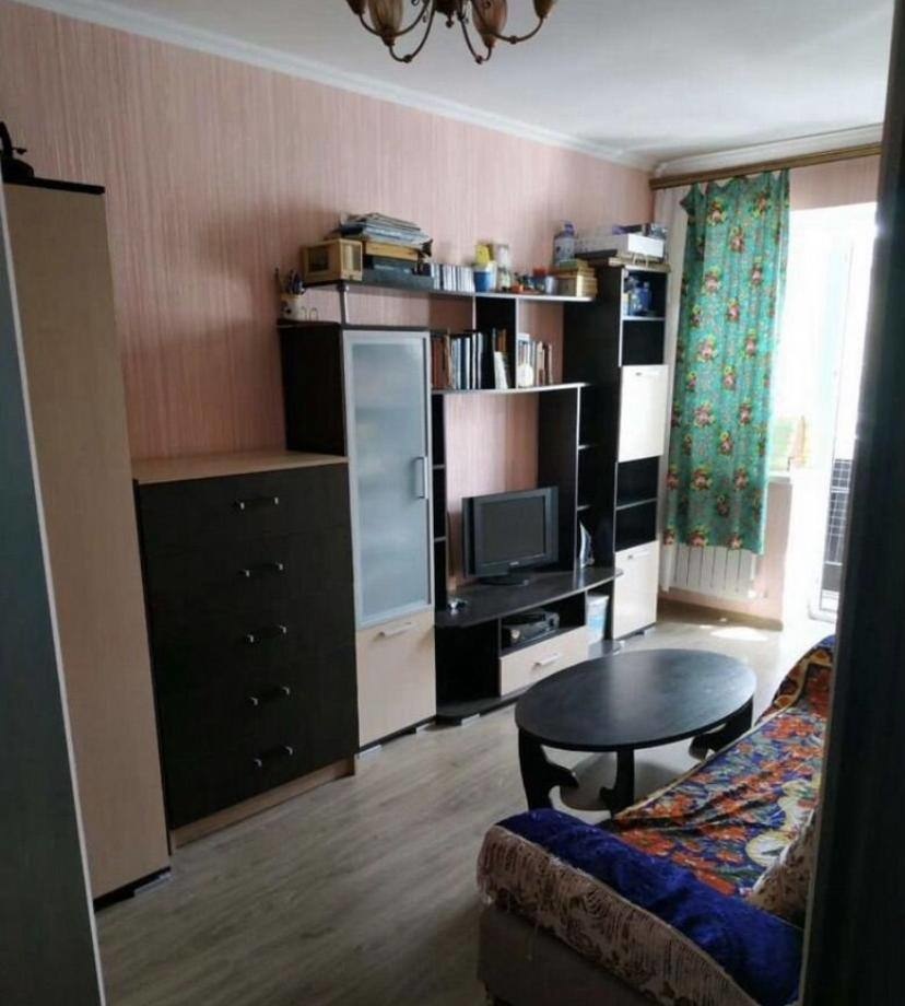 В продаже стандартная однокомнатная квартира, в самом сердце Анапы.
Через дорогу Храм, и Южный рынок.
Квартира с индивидуальным газовым отоплением, что позволит вам контролировать коммунальные платежи, и быть всегда с горячей водой.
В квартире есть все для комфортного проживания.
Полная сумма в дого